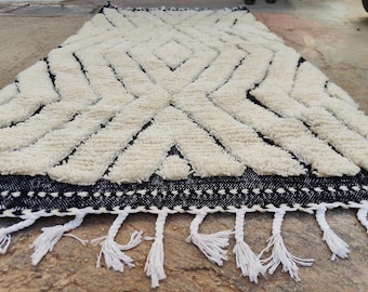 Handmade Moroccan Berber Rug: Black and White Wool Geometric Carpet