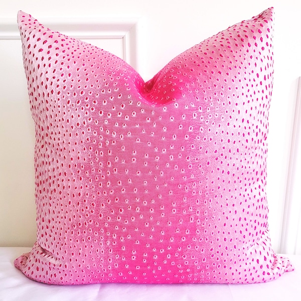 Fuchsia Pink Lizard Print Pillow Cover