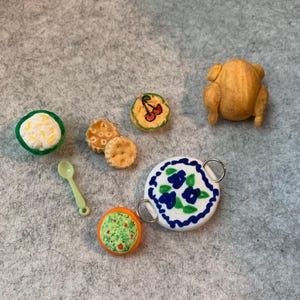 1:12 Dollhouse Mini Roast Dinner – OOAK Miniature Food Set | Roast Chicken, Sides, Platter & Spoon | Thanksgiving / Kitchen Décor