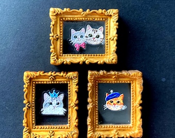 Marcos de fotos en miniatura para mascotas, juego de 3 piezas de arte de pared para casa de muñecas con diseño de perro o gato.