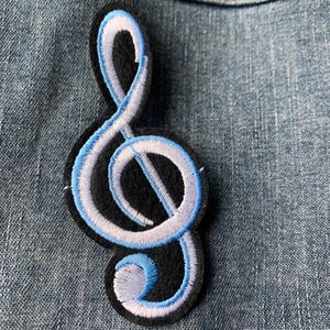Treble Clef Iron-On Patch: Blue & White Embroidered Music Note Applique