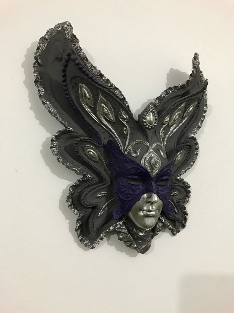 DECORATIVE MASK