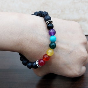 Pulsera de piedra de 7 chakras con pulsera elástica de roca de lava