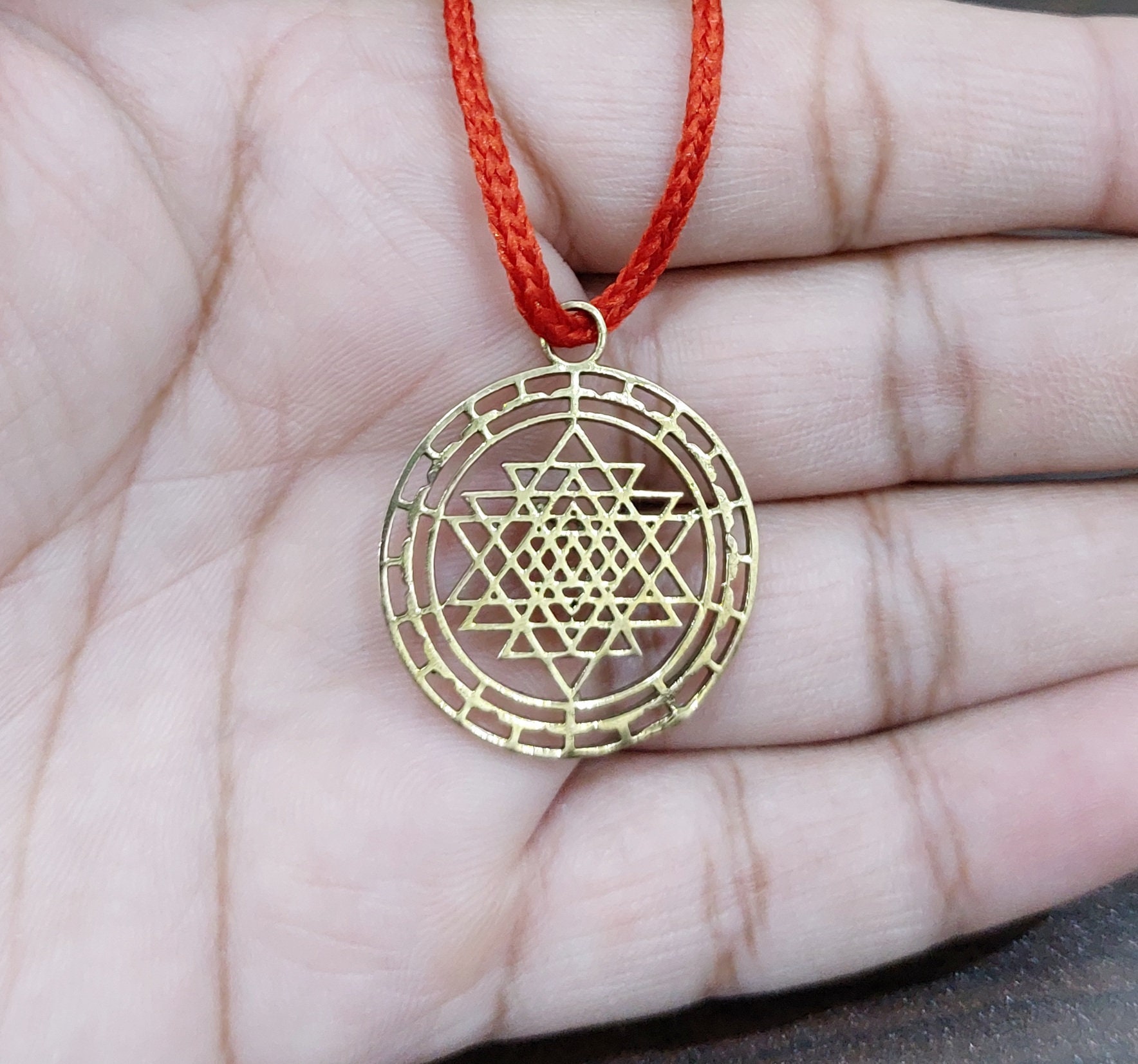 Pendentif Shri Yantra Pendentif Sri pour la paix et la