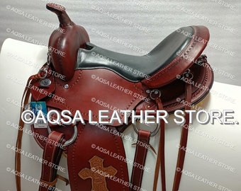 Trail Endurance Leather Saddle ,Beautifully Hand  Tooled With FREE MATCHING SET And Back Cinch.