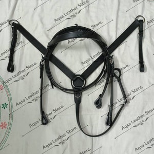 Plain Black Matte Finished Headstall And Breast Collar for Horse Riding.