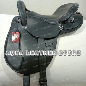 Endurance Trail Leather Saddle ,Beautifully Hand Made With Free Front Cinch And Back Cinche.