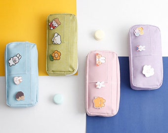 Lindo estuche para lápices// Bolsa de maquillaje Kawaii Multifunción Gran capacidad Estuche Escolar Simplicidad Útiles escolares Estuche estuche +3 Medallas aleatorias