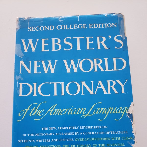 Vintage Websters New World Second College Edition Dictionary. Student Reference Book, Dictionary Craft Pages, Vintage Old Dictionary,