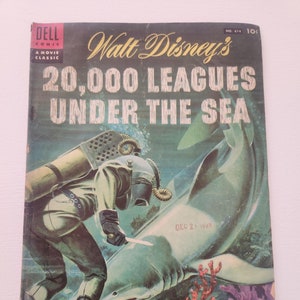 Vintage Dell Comic Book -- Walt Disney&#39;s 20,000 Leagues Under The Sea -- 1954 A Movie Classic Adventure Comic Book -- Young Adult Literature