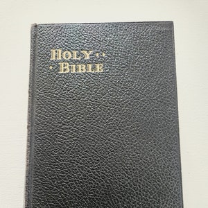 New Catholic Edition Of The Holy Bible Old & New Testament -- 1954 Vintage Illustrated Bible --Catholic Book -- Religious Prayer Book