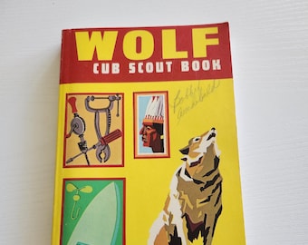 Vintage 1976 Wolf Cub Scout Book – Boy Scouts of America