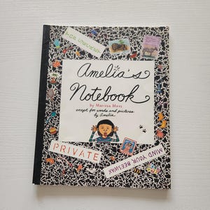 Amelia's Notebook by Marissa Moss { 1999 } Vintage Children's