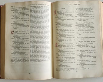 The Holy Bible Revised Standard Version Old & New Testaments -- 1952 Vintage Bible -- Religious Books -- Christian Books