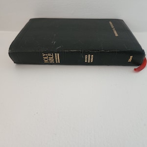 Vintage The Holy Bible Reference Edition With Concise Concordance -- Old & New Testaments -- Church Mass Prayer Book -- Religious Book