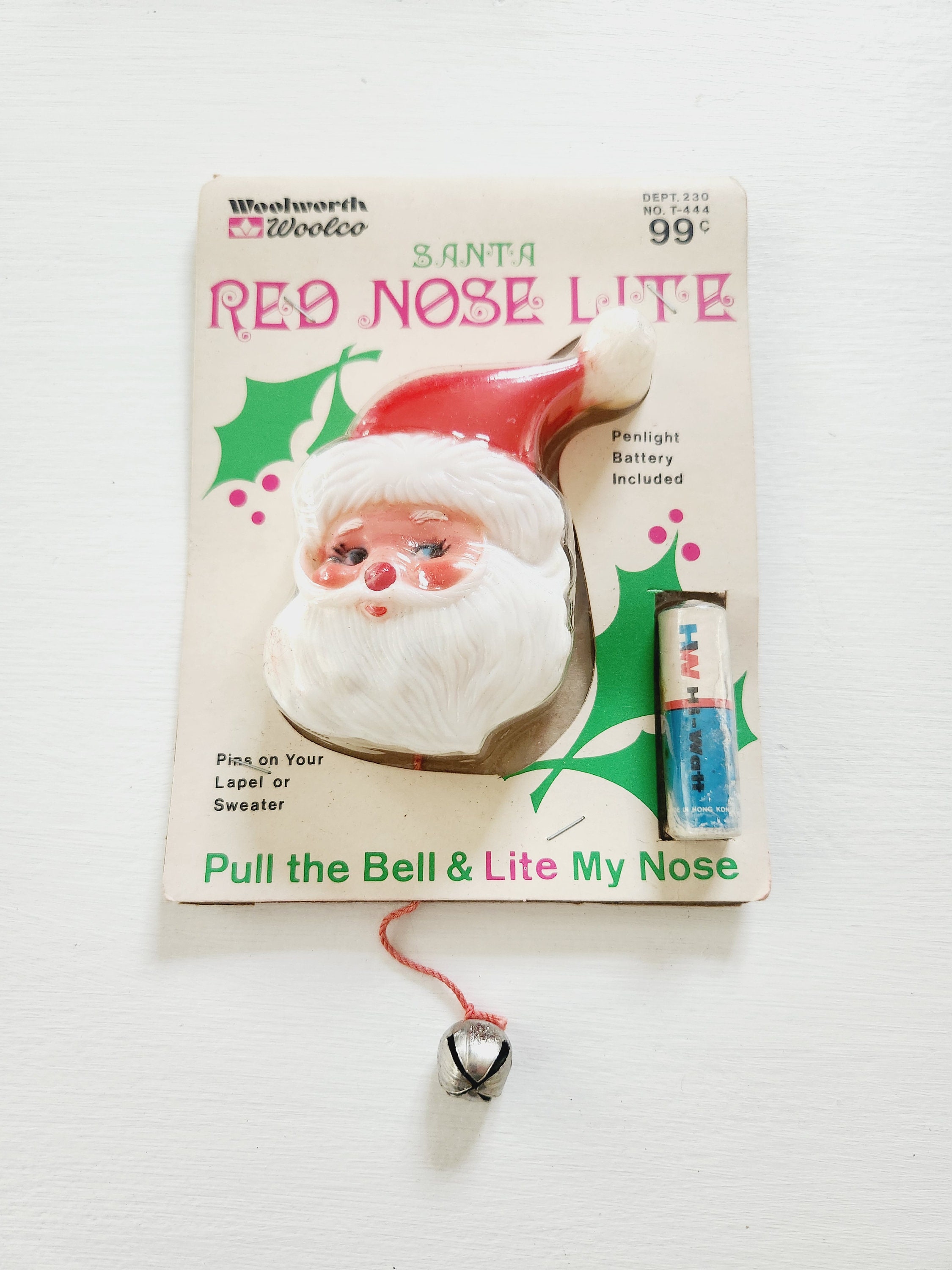 Vintage Santa Red Nose Lite Christmas Pin Woolworth Woolco Battery Opearted Santa Claus Sweater Pin, Old Novelty Christmas Lapel