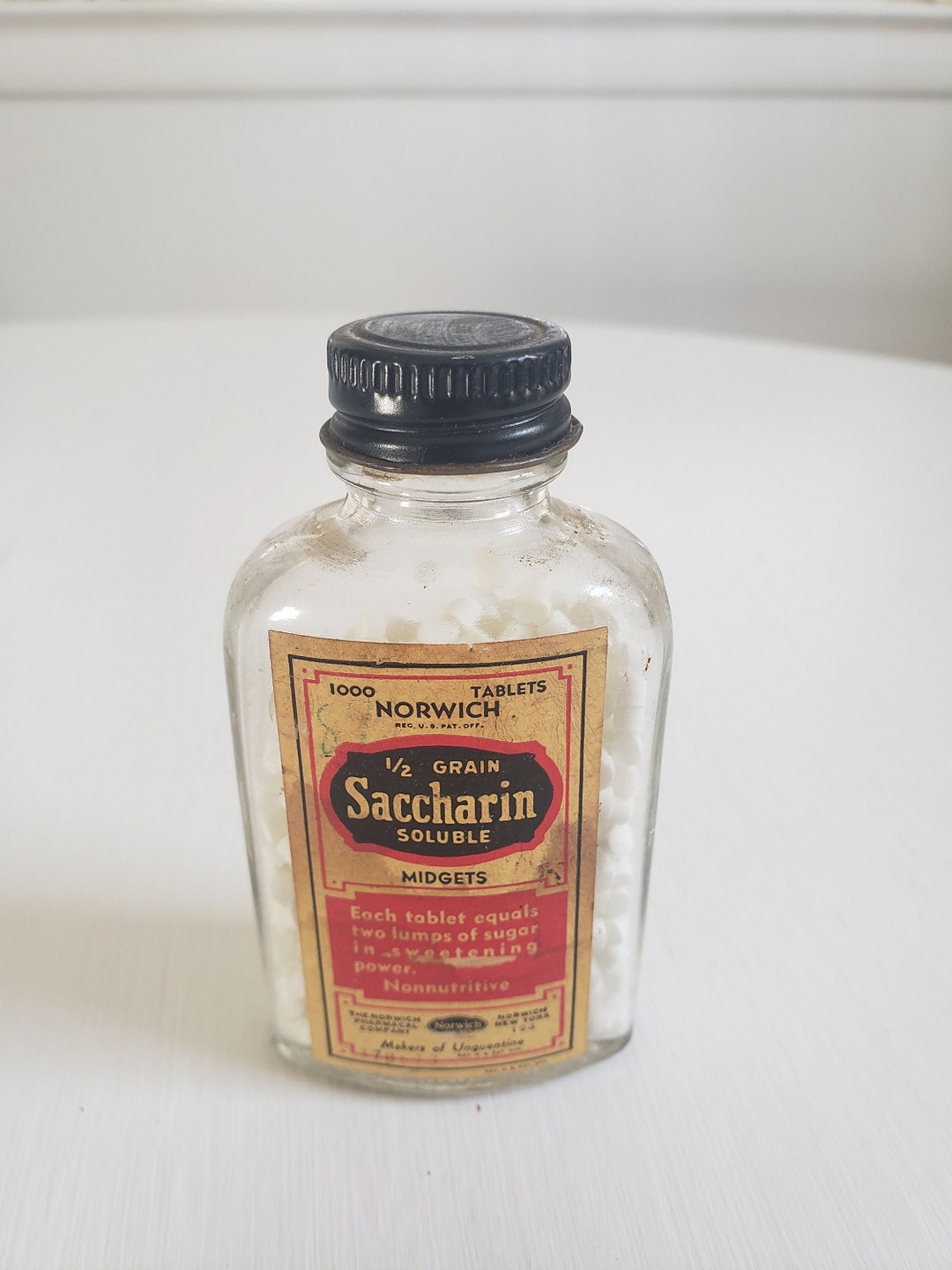 Vintage Norwich Saccharin Soluble Tablet Glass Jar. Pharmacal Medical