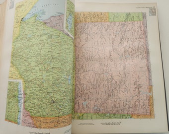 ENCYCLOPÆDIA BRITANNICA ATLAS INTERNATI il_fullxfull.5957253927_jfpy.jpg