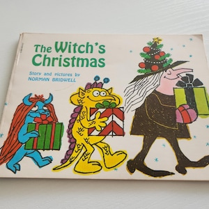 The Witch&#39;s Christmas by Norman Bridwell -- 1970 Vintage Children&#39;s Scholastic Paperback Book -- Witch Storybooks -- Christmas Stories