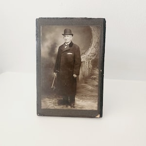 Antique Cabinet Cards -- Antique Victorian Grandpa-Man Easel Picture Frame - Antique Home Decor - Antique Photographs - Antique Collectibles