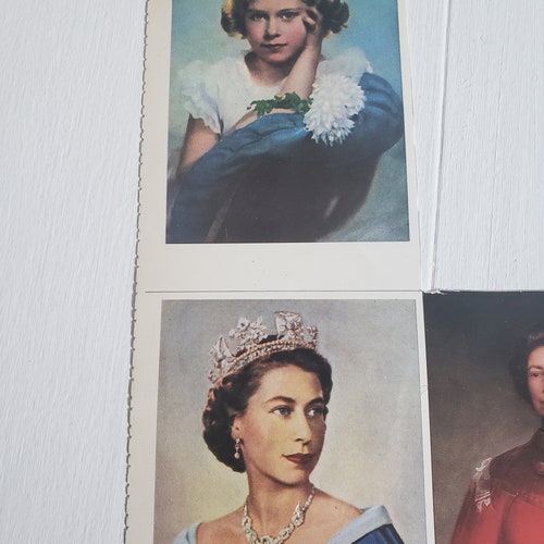 Vintage Queen Elizabeth II Postcards. Real Photo Postcards, Crown