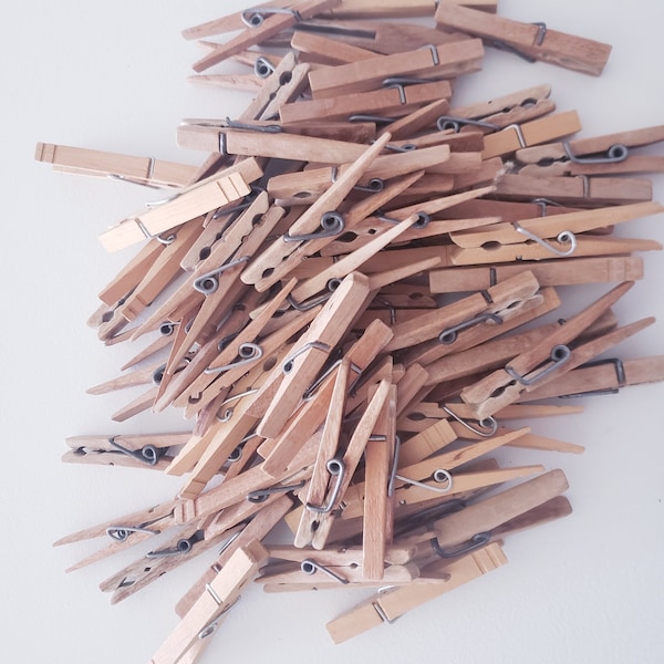Épingles à linge en bois vintage à ressort -- Lot de 25 épingles à linge Mid-Century -- Idées d'épingles à linge DIY Uncycle - Déco de salle de lavage