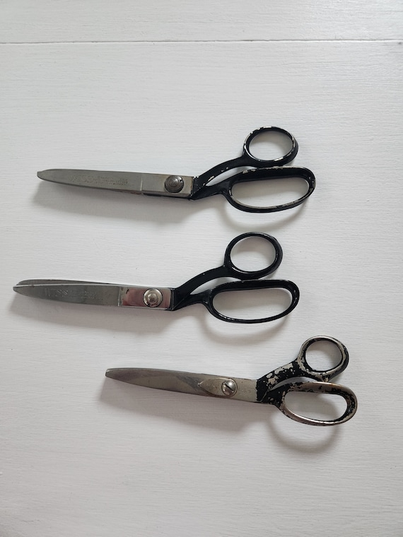 Vintage Black Handle Pinking Scissors. Old Sewing Shears, Fabric Scissors,  Large Scissors, Vintage Crafting Scissors, Shears & Scissors. 