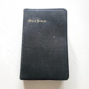 The Holy Bible Old & New Testament Oxford University Press -- Vintage Bible -- Religious Stories -- Antique Scripture Text -- Spiritual Gift