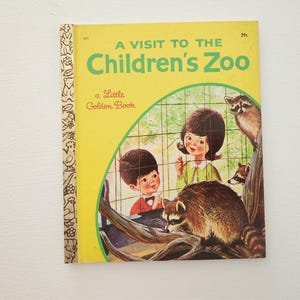 A Visit To The Children&#39;s Zoo by Barbara Shook Hazen -- 1963 { B } Vintage Children&#39;s Little Golden Book -- Picture Book -- Animal Fiction