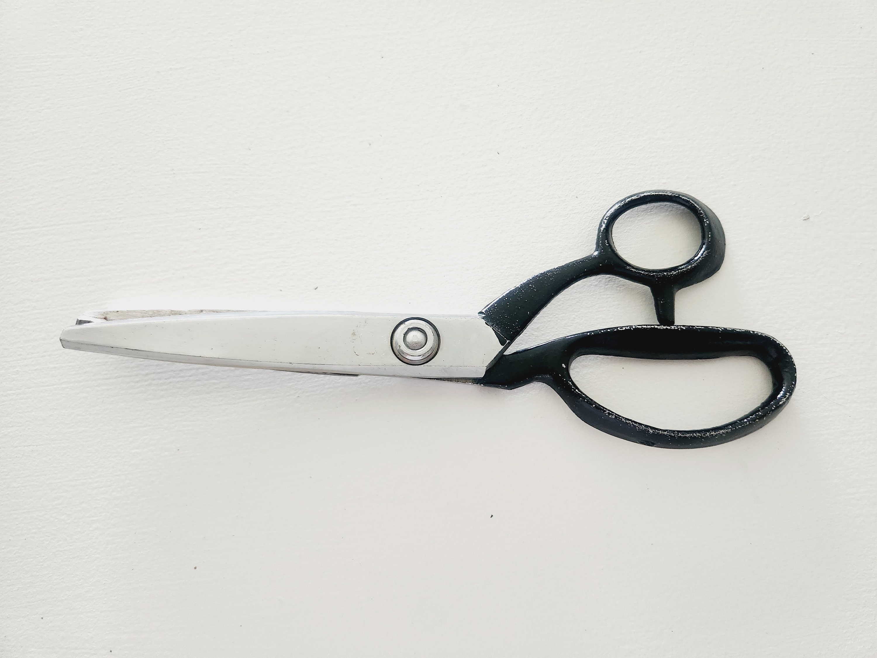 Vintage Metal Steel Made In Taiwan Scissors Black Handle 8