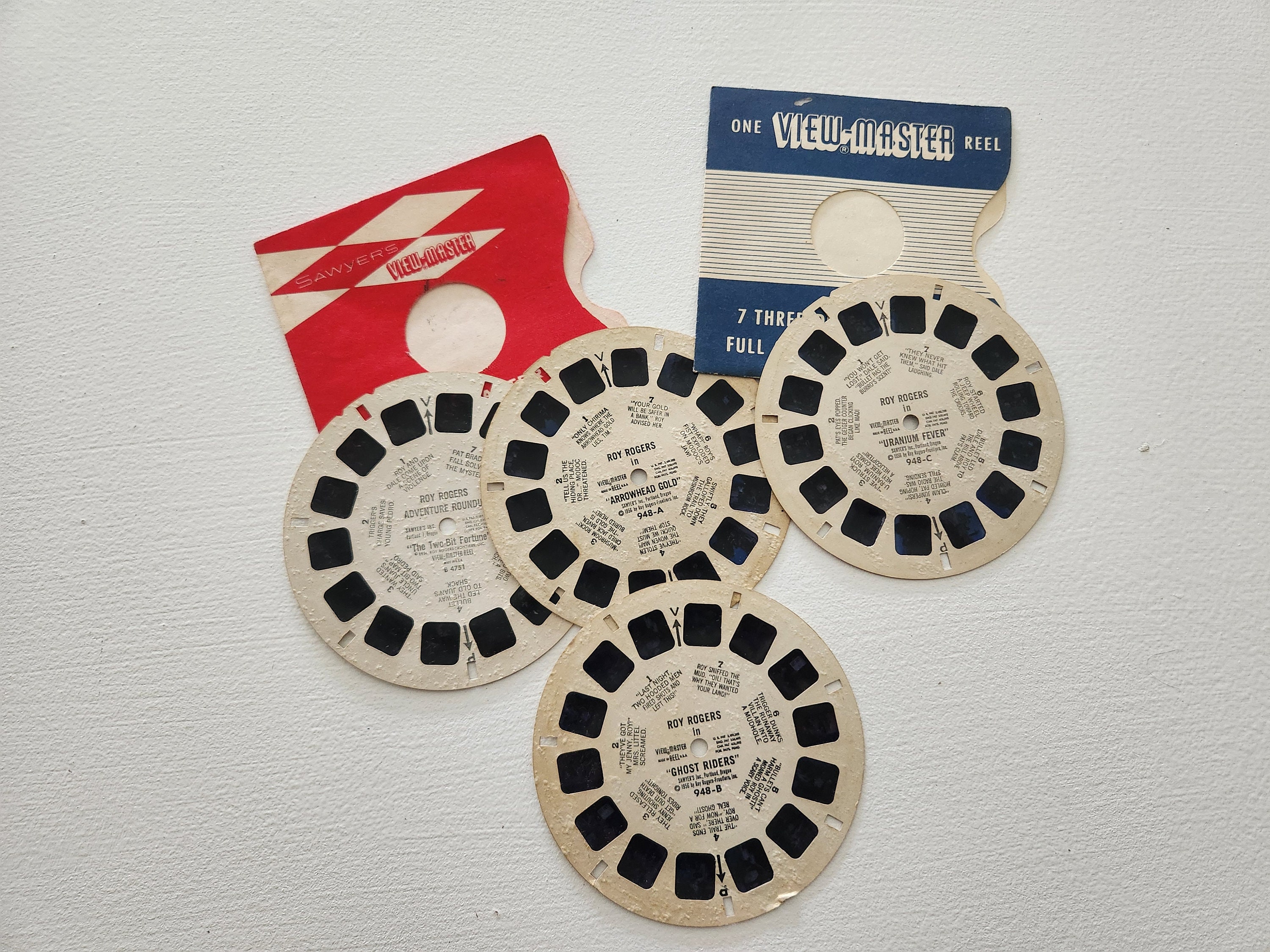 Vintage View Master Reels -- Roy Rogers " King Of The Cowboys" Viewmaster Slides - Vintage View Master Movie Disc -- Retro Movie Slide Toy