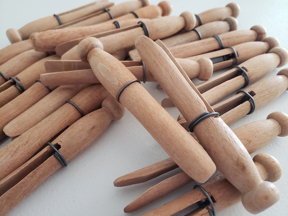 Wooden Clothes Pegs (25)
