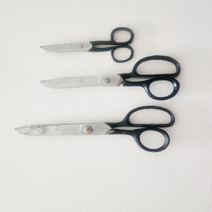 Vintage Black Handle Scissors Pair of Old Scissors Sewing Shears