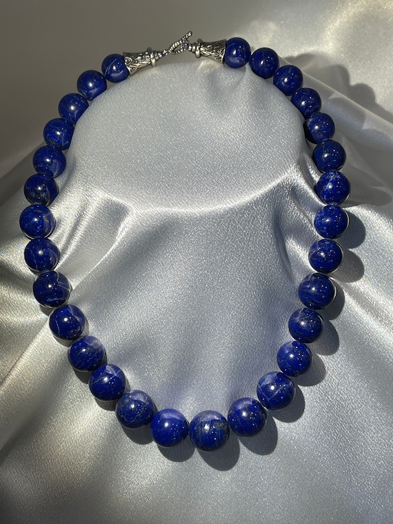 Afghan Lapis lazuli necklace, 18" long, 29 stones… - image 4