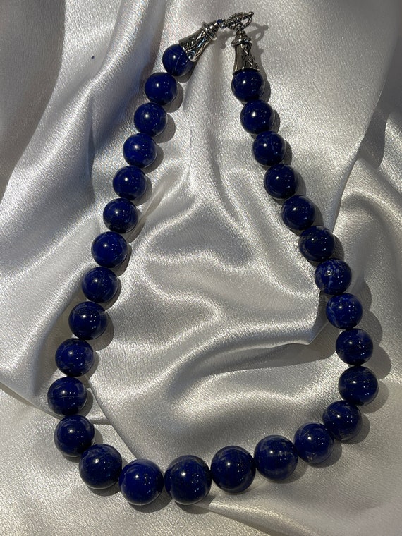 Afghan Lapis lazuli necklace, 18" long, 29 stones… - image 2
