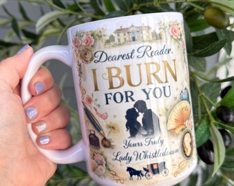 Taza de café de 15 oz con temática de romance de la Regencia / Regalo floral para amantes de los libros / Taza vintage / Derrama el té