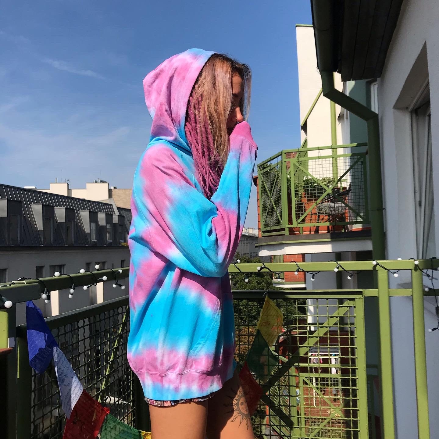 Sweat à capuche néon tie-dye : Sweat-shirt unisexe