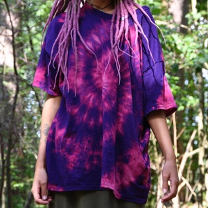 psychedelic tie dye trippy t-shirt