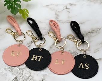 Personalized Leather Keychain MONOGRAMMED Keyring, Custom BFF, Bracelet Keychain Aesthetic Keyring Car Keys, gift for her, Christmas