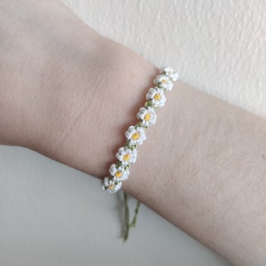 White Daisy Chain Flower Macrame Bracelet, spring/summer accessory image 2