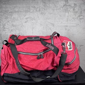 Vintage Nylon Gym Bag - Etsy display picture 3