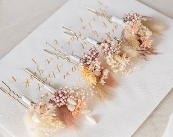 Dried Flower Pink Blush Beige Wedding Hair Pin / Dainty Wedding Hair Accessory Real Flowers / Wedding Hair Piece / Bobby Pin