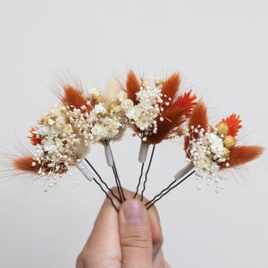 Terracotta Dried Flower Wedding Hair Pins / Orange Autumn Wedding Hair Accessory Real Flowers / Rust Wedding Hair Piece / Boho Bobby Pins
