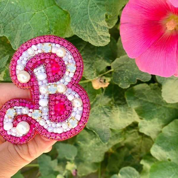 Handmade Barbje Font Brooch Craft B Letter Badge Barb Logo Broach Crystal Bead Barbje Font Lapel Badge Embroidery Barbje Backpack Badge Gift