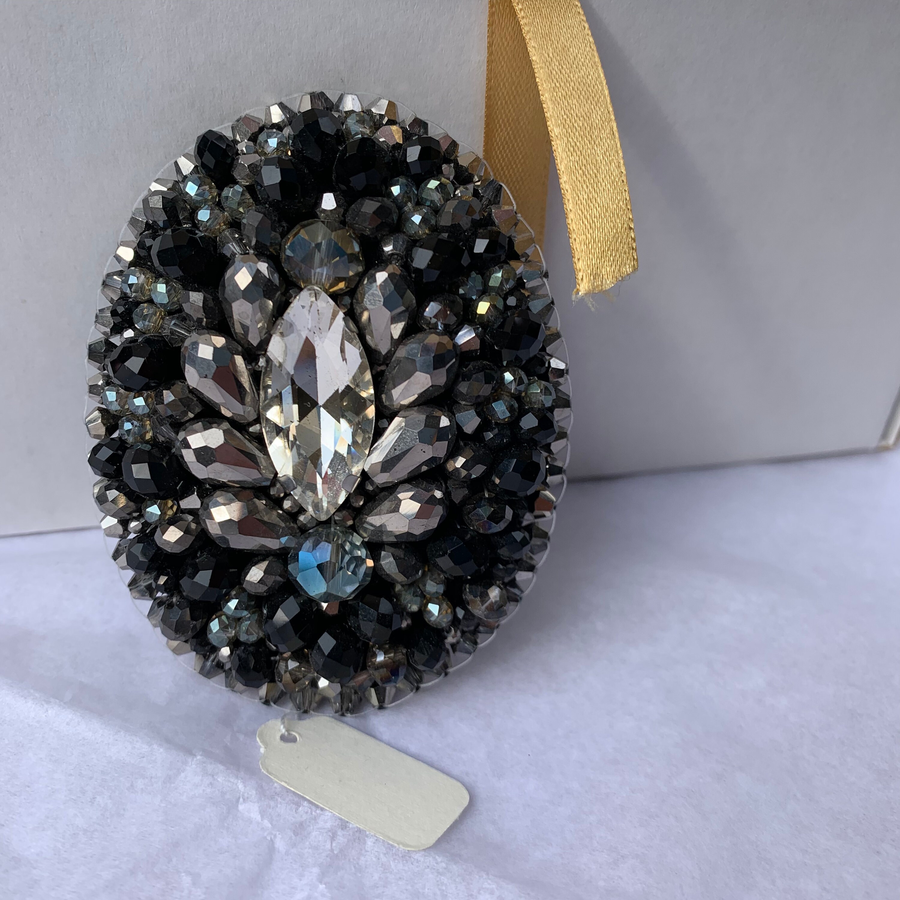 Handmade Oval Brooch Pin Hand Embroidered Oval Shaped Brooch Etsy