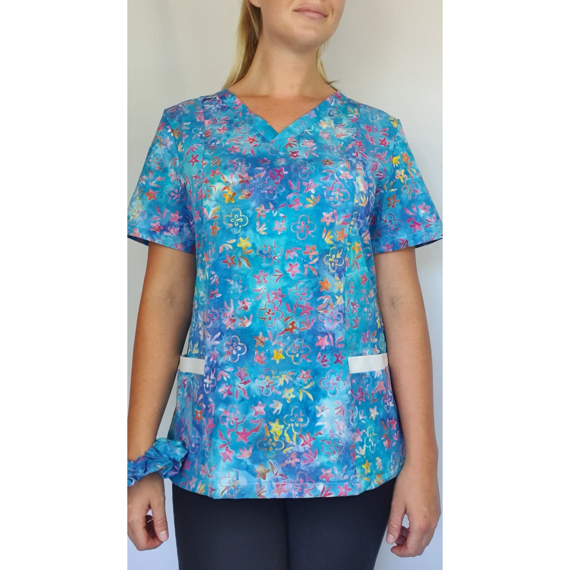 Women's Nurse Scrubs Top. Cotton. Australian Natives | Etsy