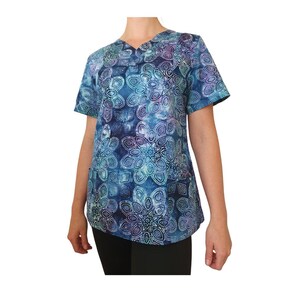 BATIK blau MANDALA. 100% Baumwollpeeling. Gemacht für alle Apotheker und Mediziner - Zahnärzte, Tierärzte, Krankenschwestern und Pflegekräfte