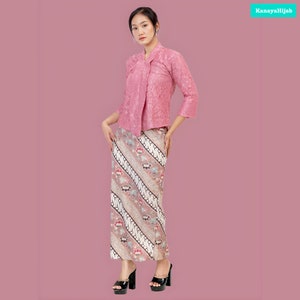 Floy Lace with Full Lining Various Sizes Latest Span Skirt Batik Design,Kebaya Dress,Kebaya,Kebaya Modern,Kebaya Encim,Kebaya Bali
