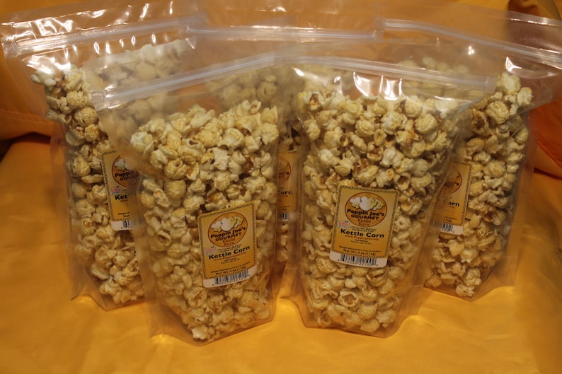 5 5oz Bags of Poppin Joes Kettle Korn image 3