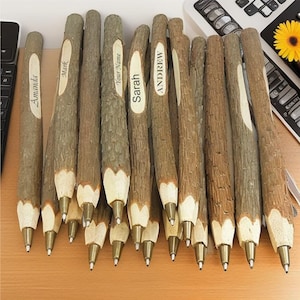 Gepersonaliseerde gegraveerde bamboepen natuurlijke houten handschriftpen speciaal cadeau, gegraveerde houtpen, gegraveerde houten balpen